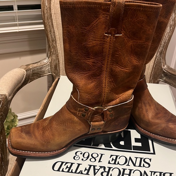 Frye Harness Boot, 12” Length Dark Brown 9M Boots - Picture 2 of 14